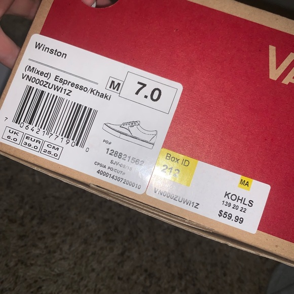 Vans - Picture 4 of 4